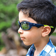 Load image into Gallery viewer, Beamers Shark (8-10 years old)