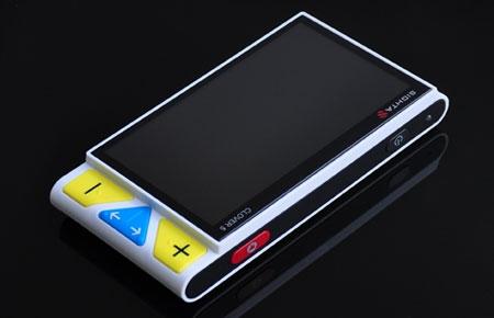 Clover 5 HD pocket-sized magnifier